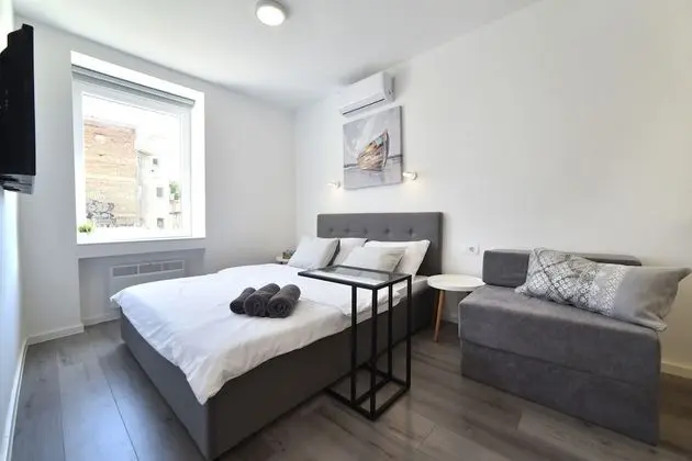 Comfort Stüdyo, Avlu Manzaralı
