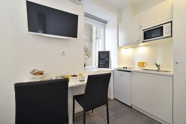 Comfort Stüdyo, Avlu Manzaralı