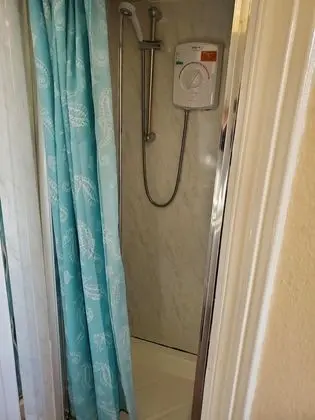 Basic Tek Kişilik Oda, Banyolu/Duşlu (room 5 )