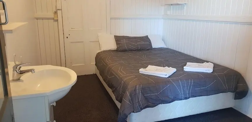 Standard Oda, Sigara İçilmez, Ortak Banyo (Double Room)