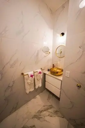 Deluxe Süit, Sigara İçilmez, Kısmi Deniz Manzarası