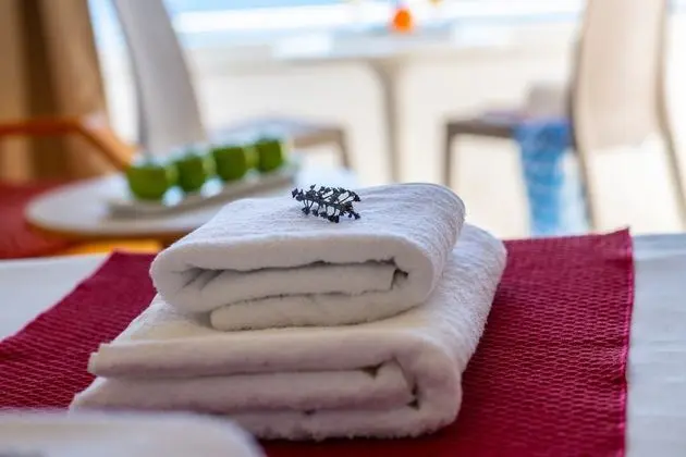 1 Çift Kişilik Veya 2 Tek Kişilik Yatak Sea View