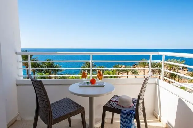 1 Çift Kişilik Veya 2 Tek Kişilik Yatak Sea View