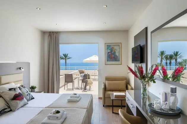 Superior Tek Büyük veya İki Ayrı Yataklı Oda, Deniz Manzaralı