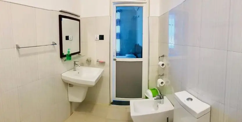 Deluxe Tek Büyük Yataklı Oda, Denize Bakan