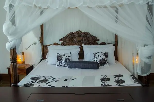 Five Bedroom Deluxe Villa