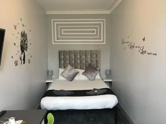 Comfort Tek Büyük Yataklı Oda, Banyolu/Duşlu