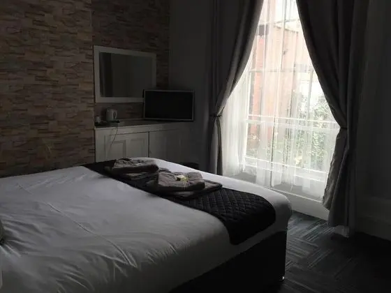 Deluxe Tek Büyük Yataklı Oda, Banyolu/Duşlu