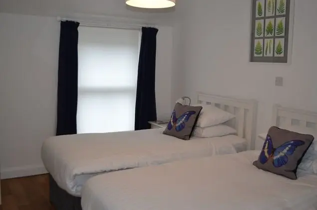 İki Ayrı Yataklı Oda, Banyolu/Duşlu