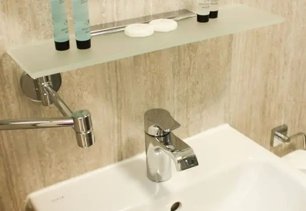 Tek Kişilik Oda, Banyolu/Duşlu