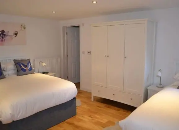 Üç Kişilik Oda, Banyolu/Duşlu