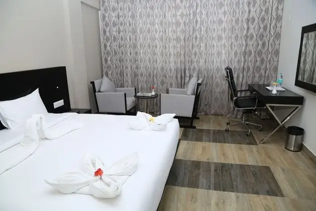 Deluxe Oda, 1 En Büyük (King) Boy Yatak
