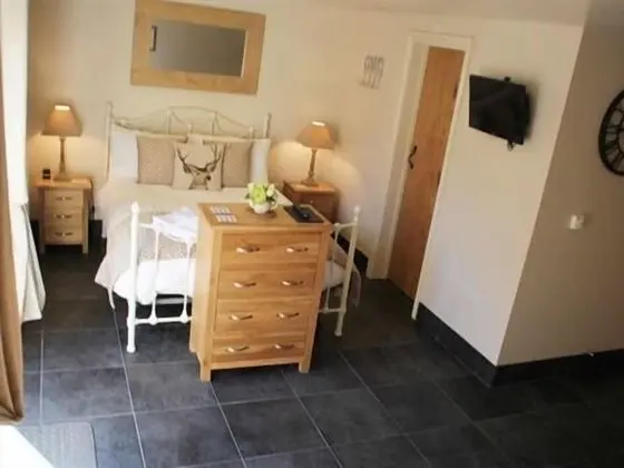 Tek Büyük Yataklı Oda, Banyolu/Duşlu (Lower Cottage)