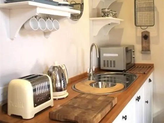 Tek Büyük Yataklı Oda, Banyolu/Duşlu (Upper Cottage)