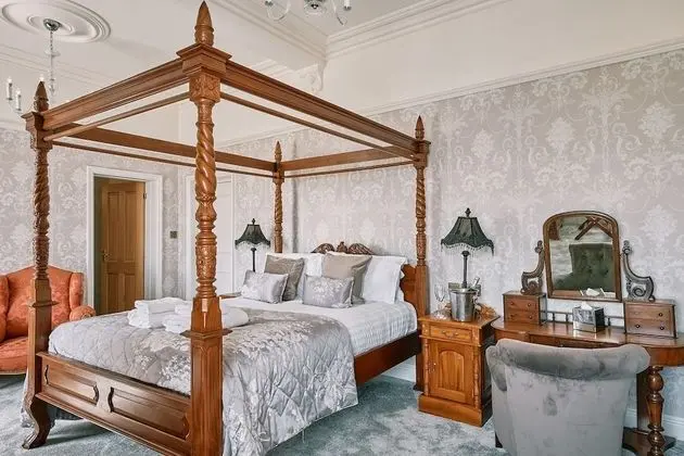 Executive Tek Büyük Yataklı Oda, Banyolu/Duşlu, Deniz Manzaralı (Queen Victoria Room)