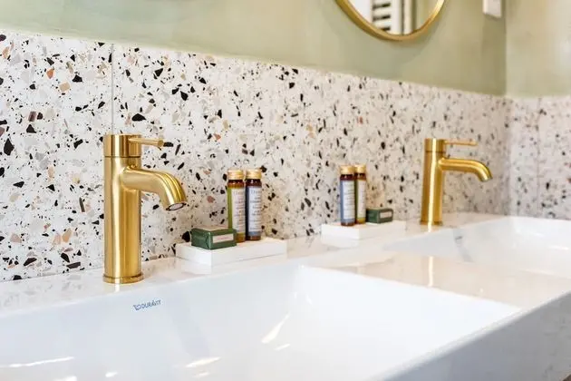 Signature Oda, Balkon (and Bath)