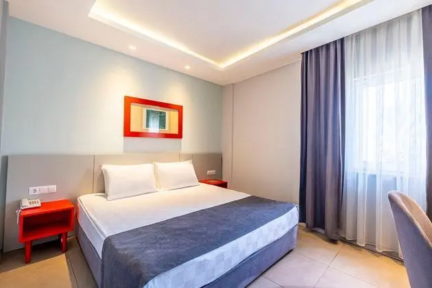 https://images.etstur.com/imgproxy/resize/2560x1440/files/images/hotelImages/etsrooms/681/Le_Jardin_Resort_20251016160959_6.jpg