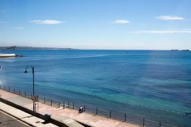 Tek Büyük Yataklı Oda, Küvet, Deniz Manzaralı