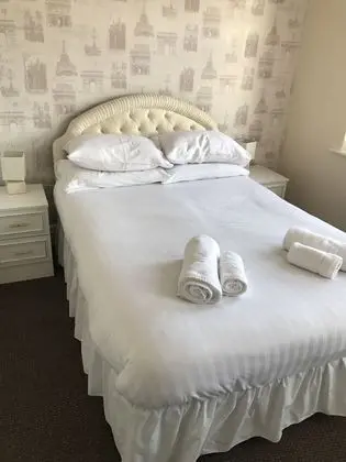 Tek Büyük Yataklı Oda