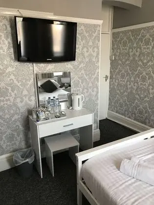 Tek Kişilik Oda, Deniz Manzaralı