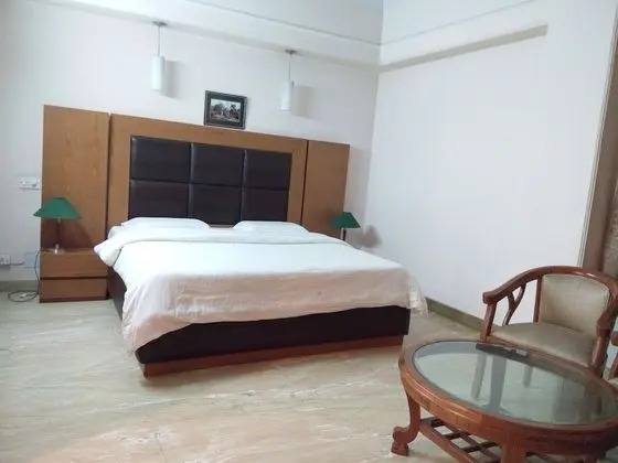 Superior Tek Büyük Yataklı Oda, 2 Yatak Odası, Danışma, Şehir Manzaralı