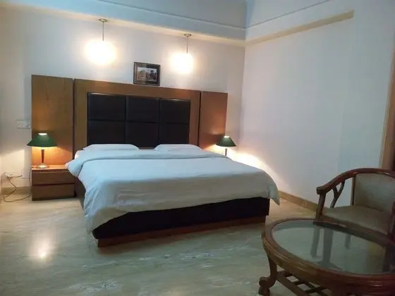 Superior Tek Büyük Yataklı Oda, 2 Yatak Odası, Danışma, Şehir Manzaralı