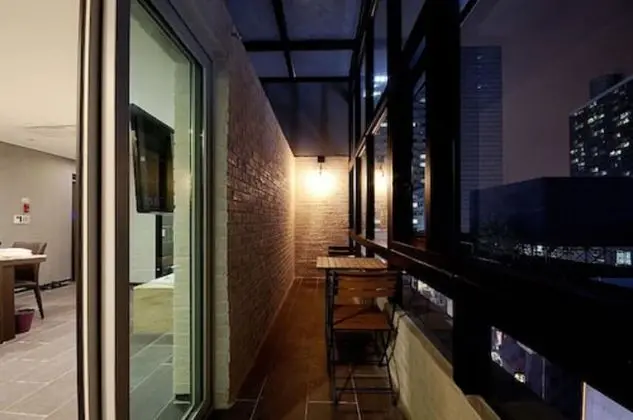 VIP Room - Pay at Property accept cash only