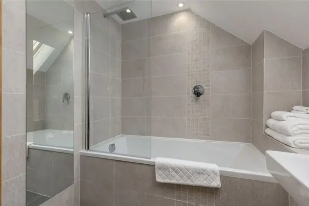 Deluxe Tek Büyük Yataklı Oda, 1 En Büyük (King) Boy Yatak, Avlu