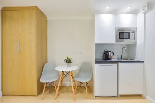 Top Floor Small Studio