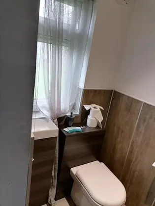 Tek Büyük Yataklı Oda, Banyolu/Duşlu