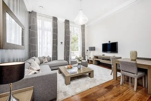 Executive One Bedroom Apartment with Balcony
