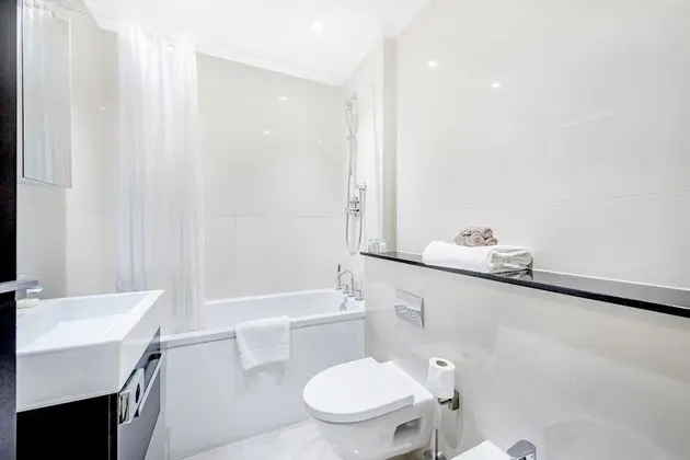 Executive Three Bedroom Apartment with Terrace