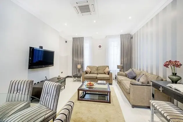 Standard Apartment, 3 Bedrooms (Lower Ground floor)