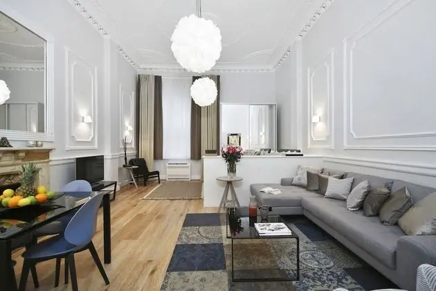 Deluxe Studio Apartment