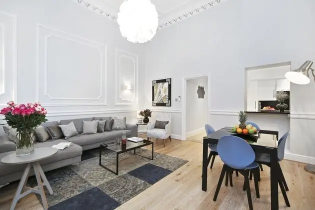 Deluxe Studio Apartment