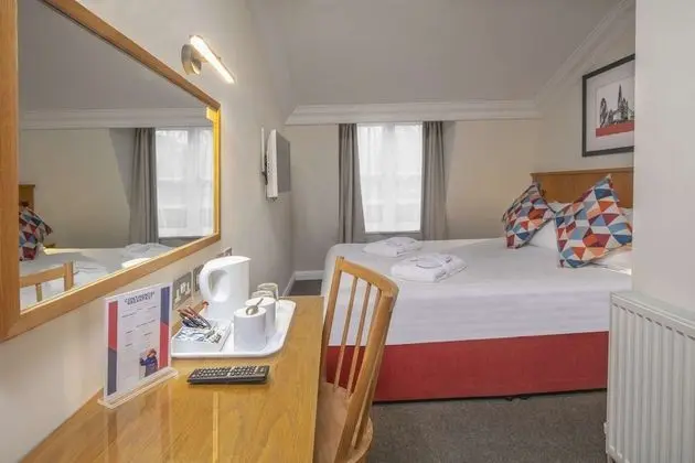 Standard Çatı Katı (Loft), 1 Çift Kişilik Yatak, Sigara İçilmez (Shower Only)