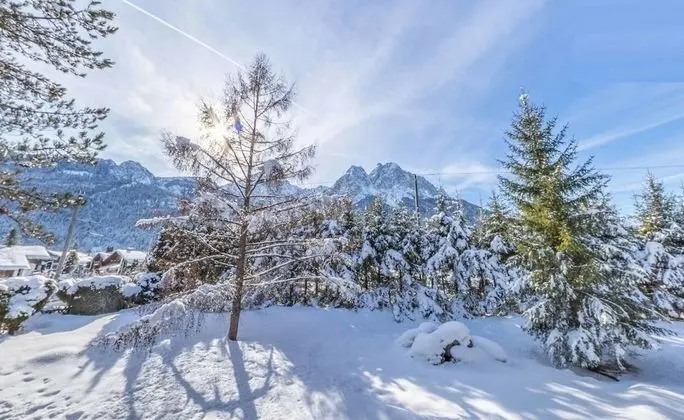 Deluxe Apart Daire, Dağ Manzaralı