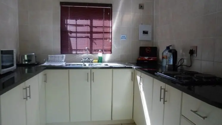 Apart Daire, Küçük Mutfak, Bahçe Manzaralı