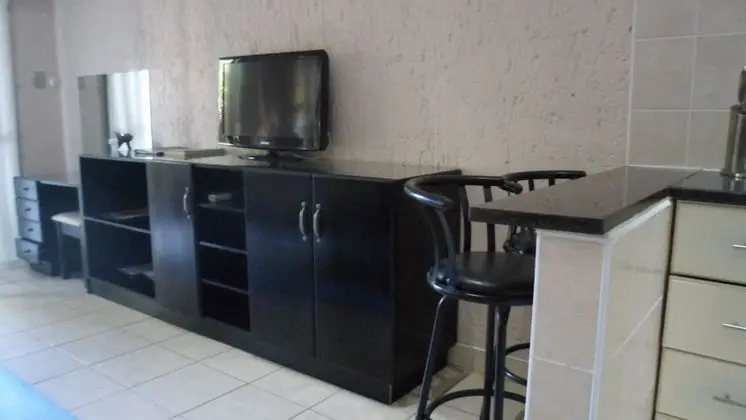 Apart Daire, Küçük Mutfak, Bahçe Manzaralı