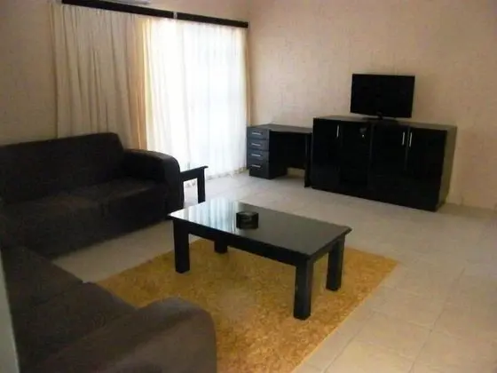 Family Apart Daire, Küçük Mutfak, Bahçe Manzaralı