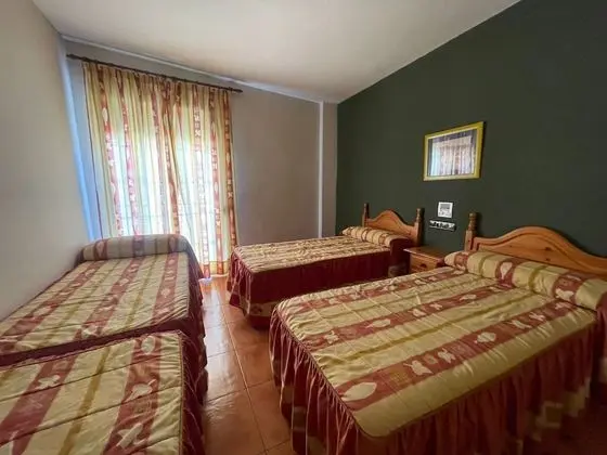 Dört Kişilik Oda