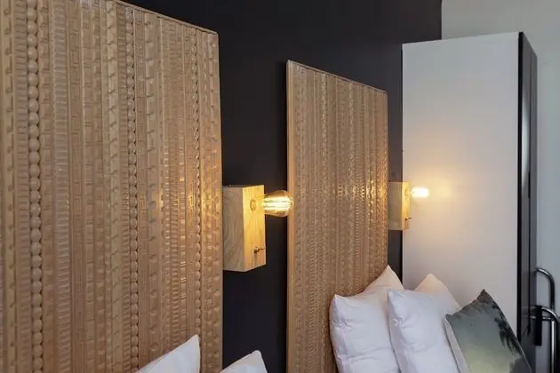 İki Ayrı Yataklı Oda, Özel Banyo, Kanal Manzaralı