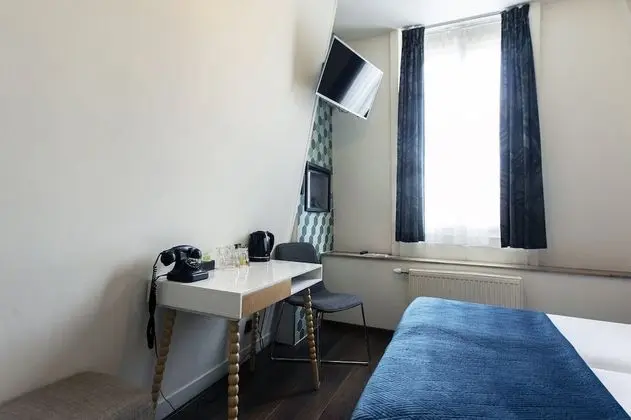 İki Ayrı Yataklı Oda, Özel Banyo, Kanal Manzaralı