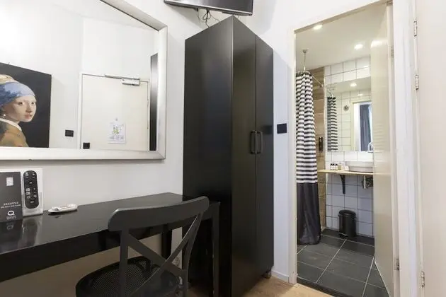 Tek Büyük Yataklı Oda, 1 Çift Kişilik Yatak, Özel Banyo (small)