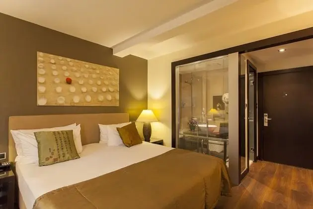 Lower Ground Floor Double Room