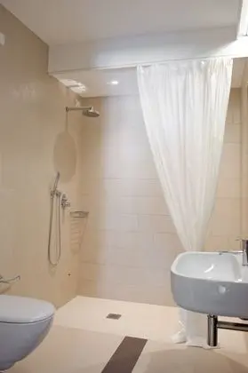 Süit, Veranda, Bahçe Manzaralı (Accessible)