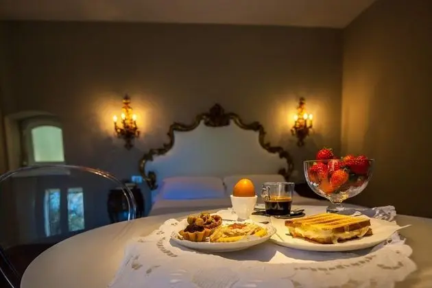 Superior Tek Büyük Yataklı Oda, Göl Manzaralı (Garden)