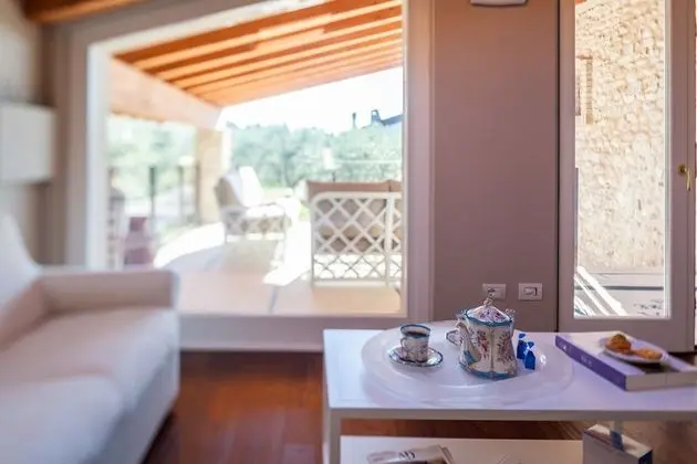 Tek Büyük Yataklı Oda, Göl Manzaralı (1st floor)