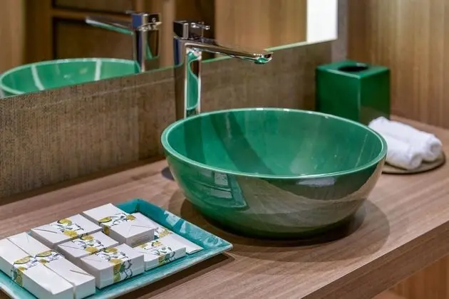 Deluxe Oda, 2 Tek Kişilik Yatak, Balkon, Şehir Manzaralı