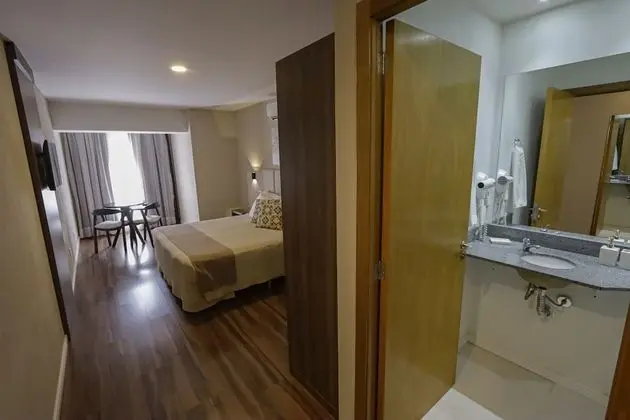 Basic Tek Büyük veya İki Ayrı Yataklı Oda